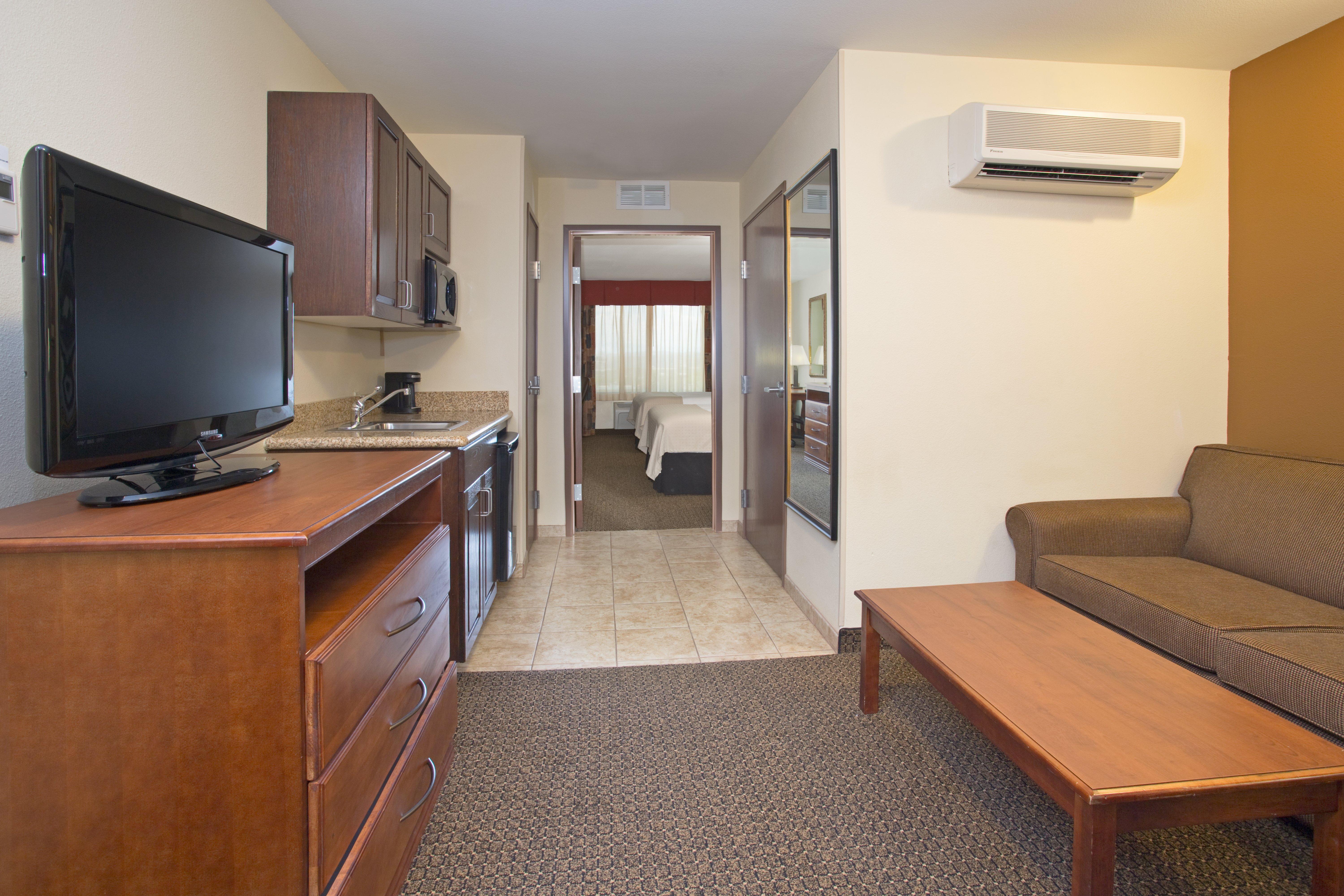 Holiday Inn Express & Suites Trinidad By Ihg Exterior foto