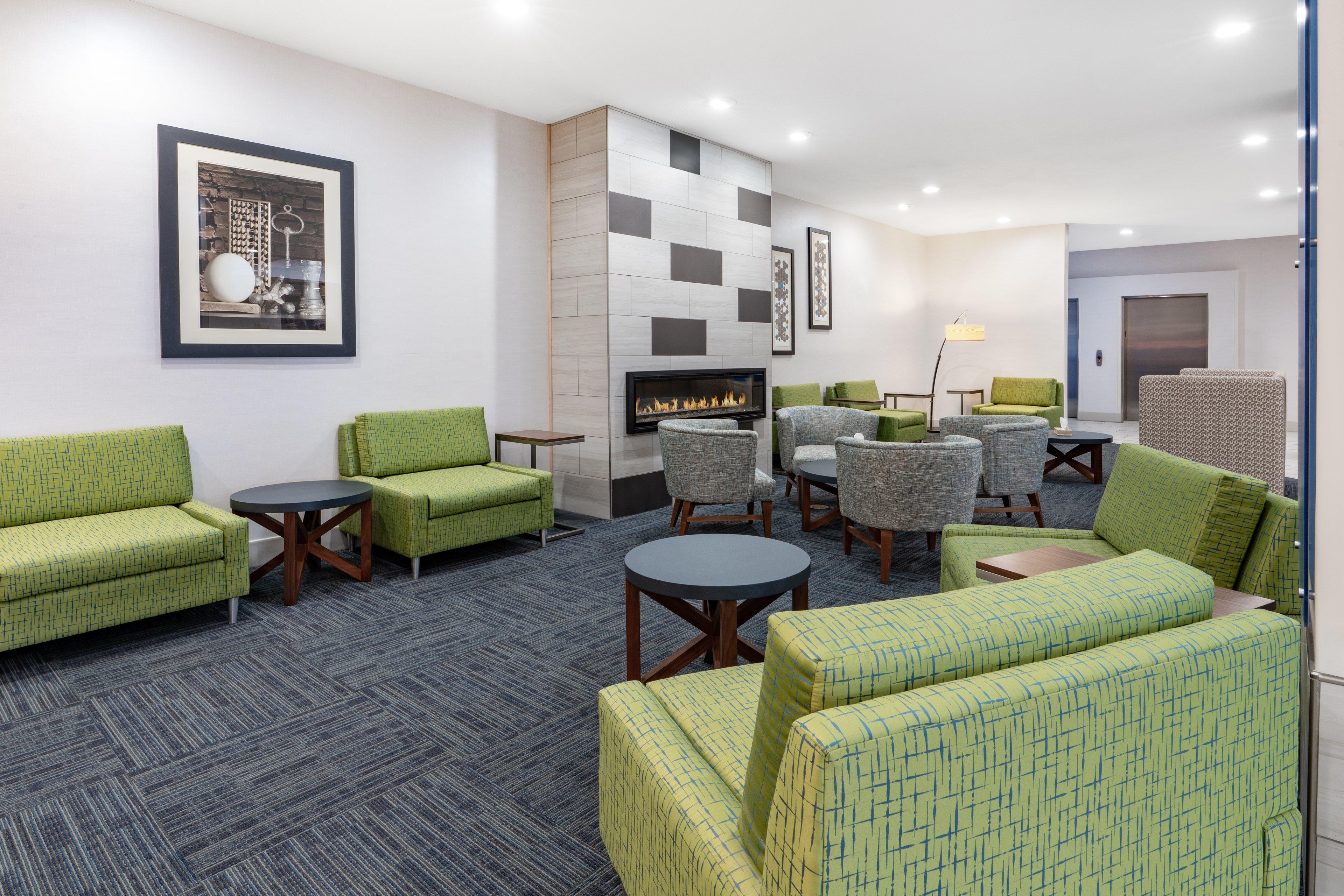Holiday Inn Express & Suites Trinidad By Ihg Exterior foto